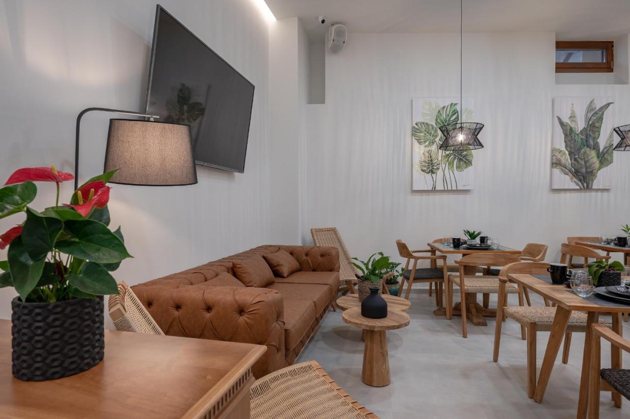 Marea Boutique Suites 罗希姆诺 外观 照片