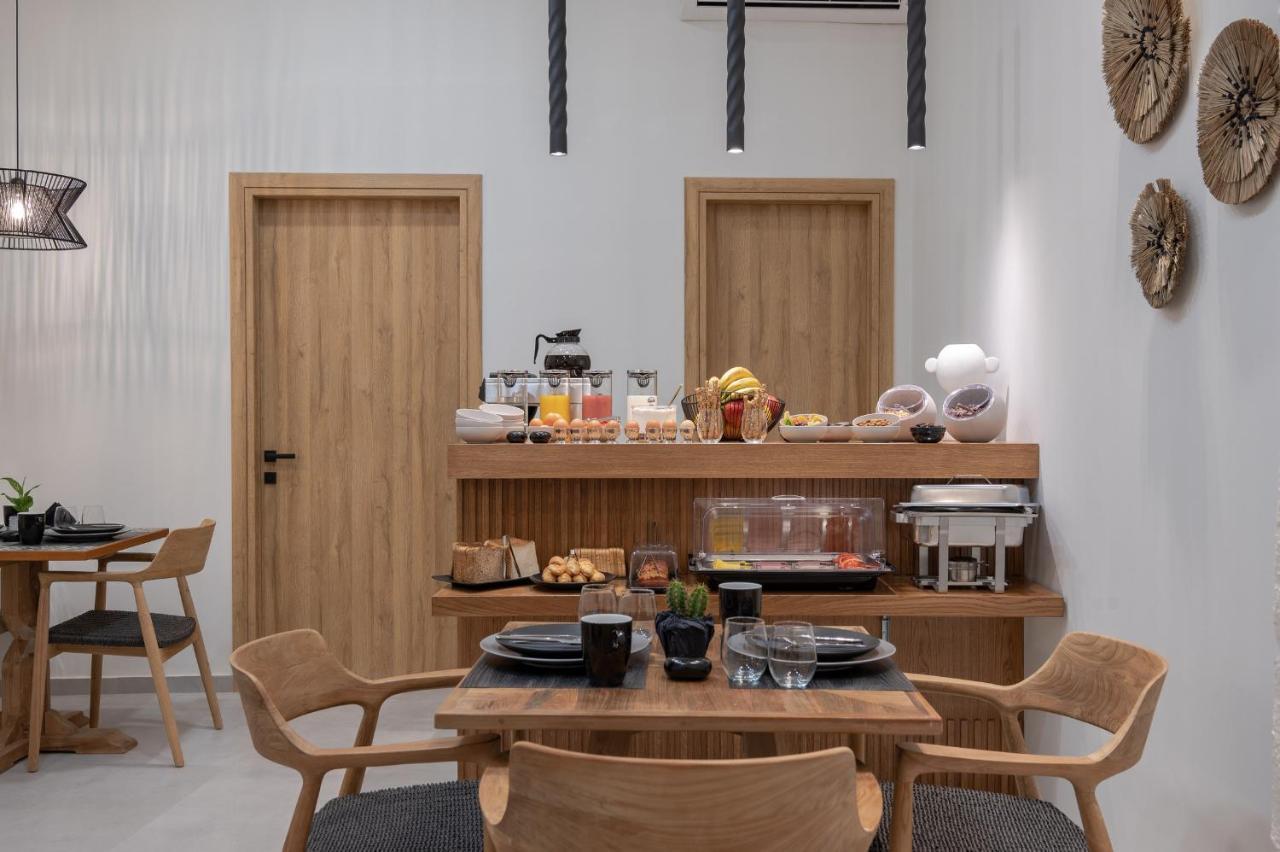Marea Boutique Suites 罗希姆诺 外观 照片