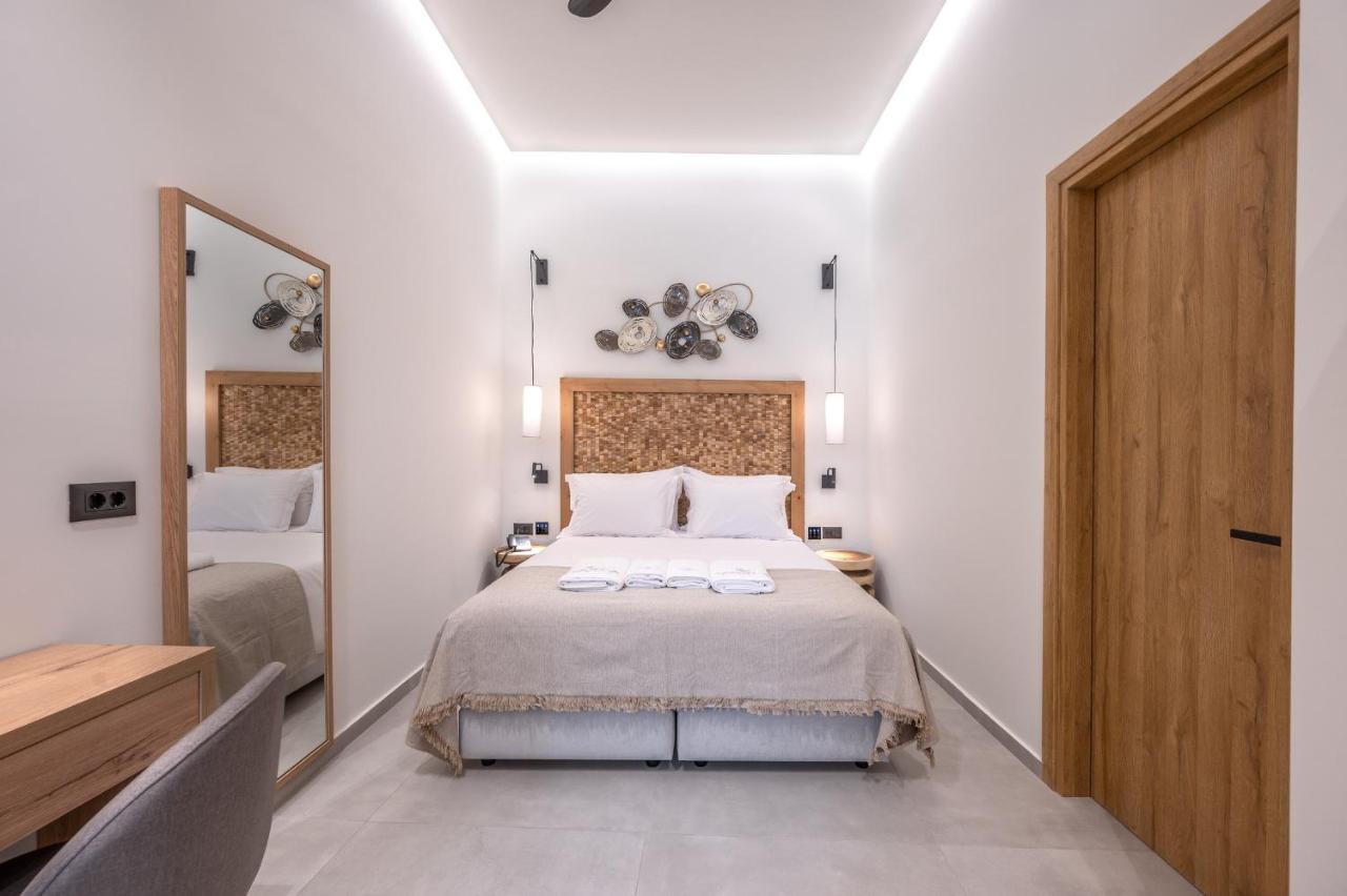 Marea Boutique Suites 罗希姆诺 外观 照片