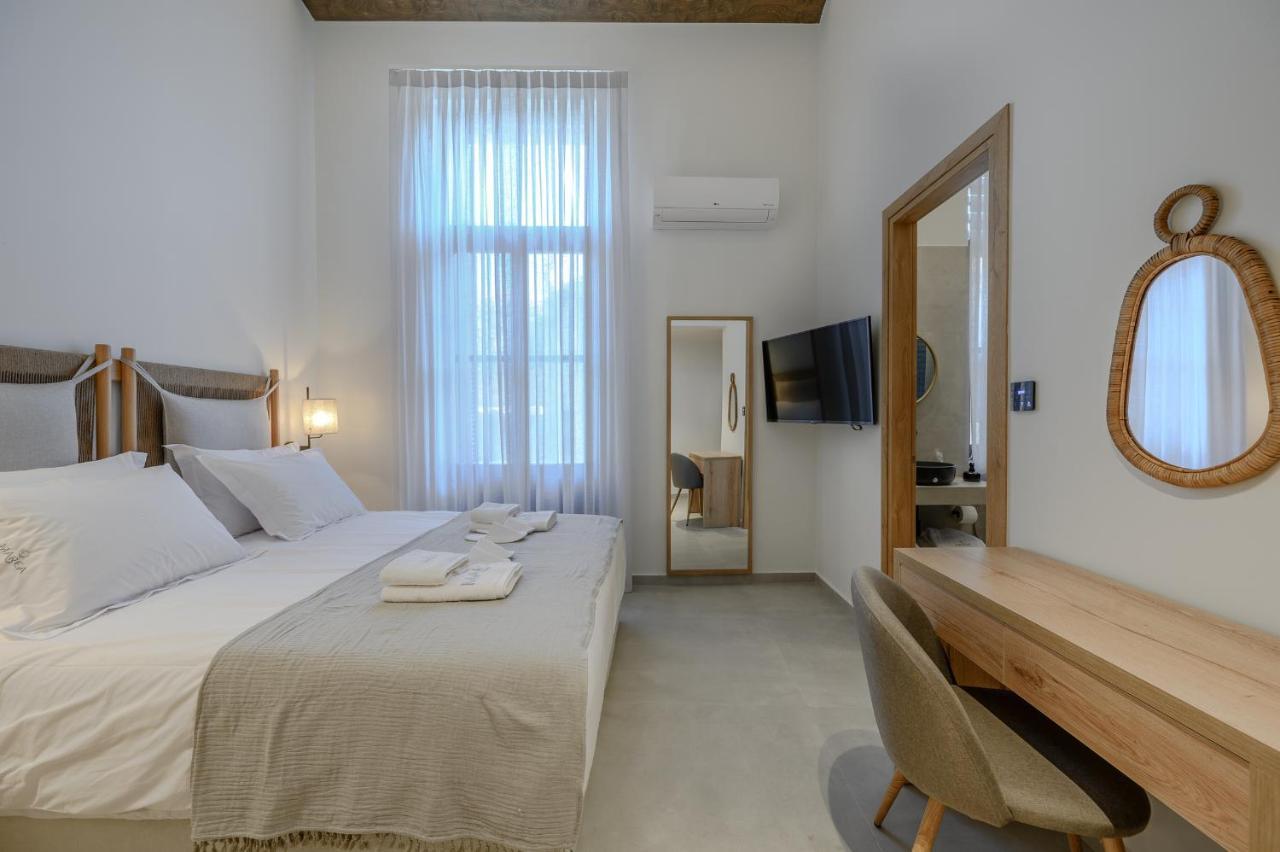 Marea Boutique Suites 罗希姆诺 外观 照片