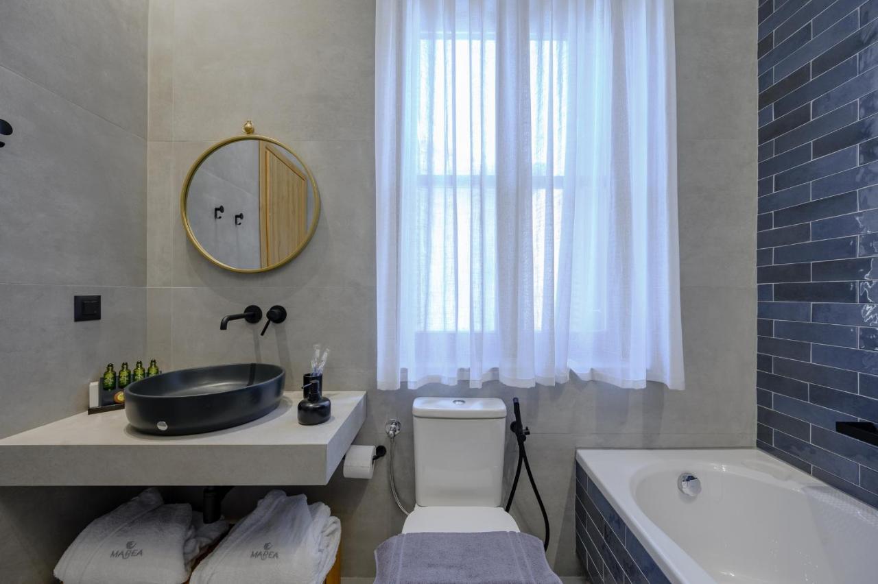 Marea Boutique Suites 罗希姆诺 外观 照片