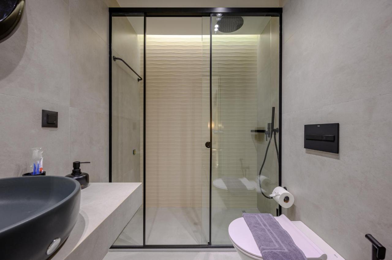 Marea Boutique Suites 罗希姆诺 外观 照片