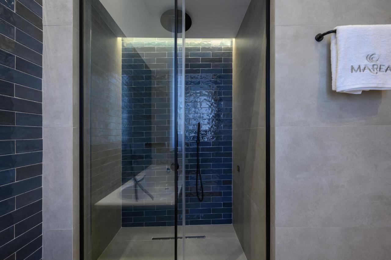 Marea Boutique Suites 罗希姆诺 外观 照片