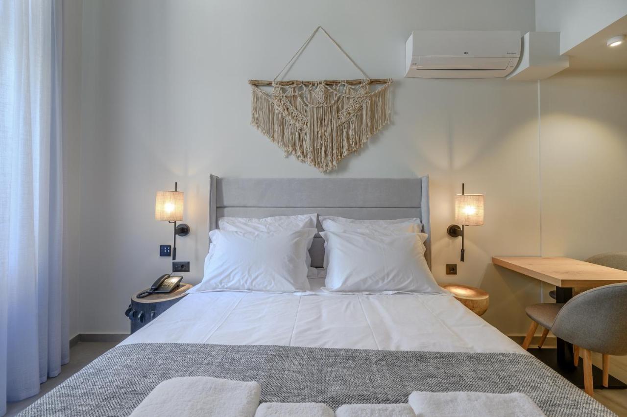 Marea Boutique Suites 罗希姆诺 外观 照片